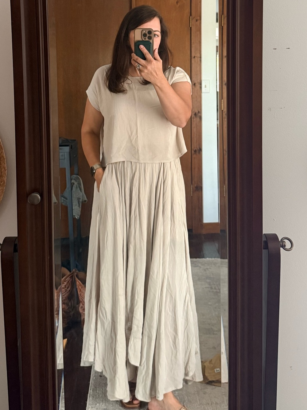 Casual Flowing Maxi Dress in Light Beige